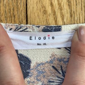 Elodie Cropped floral blouse